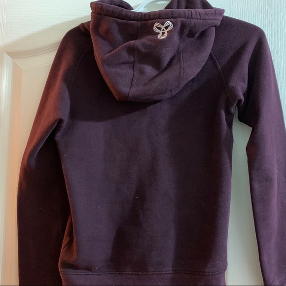 TNA Sweater from Aritzia! - Picture 5 of 5